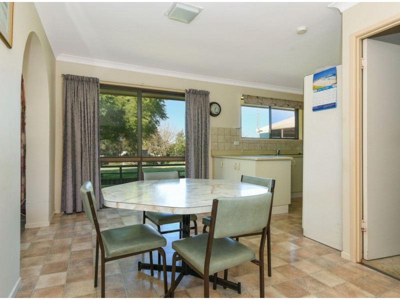 12 Academy Court, Glenvale QLD 4350