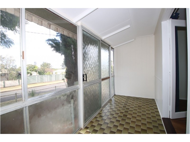 5 Greyfriars Street, Rockville QLD 4350