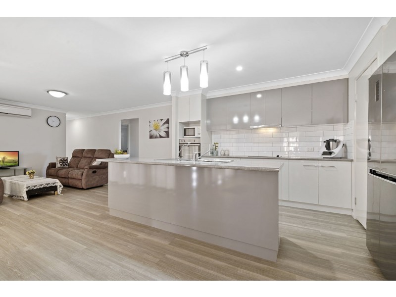 162 Kearney Street, Kearneys Spring QLD 4350