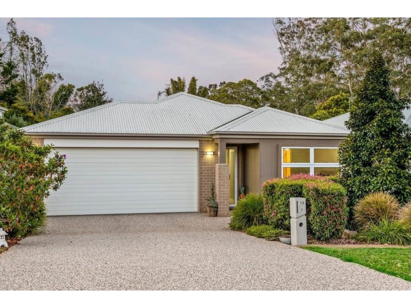 2/13 Henry Street, Mount Lofty QLD 4350