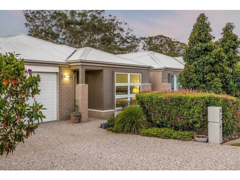 2/13 Henry Street, Mount Lofty QLD 4350