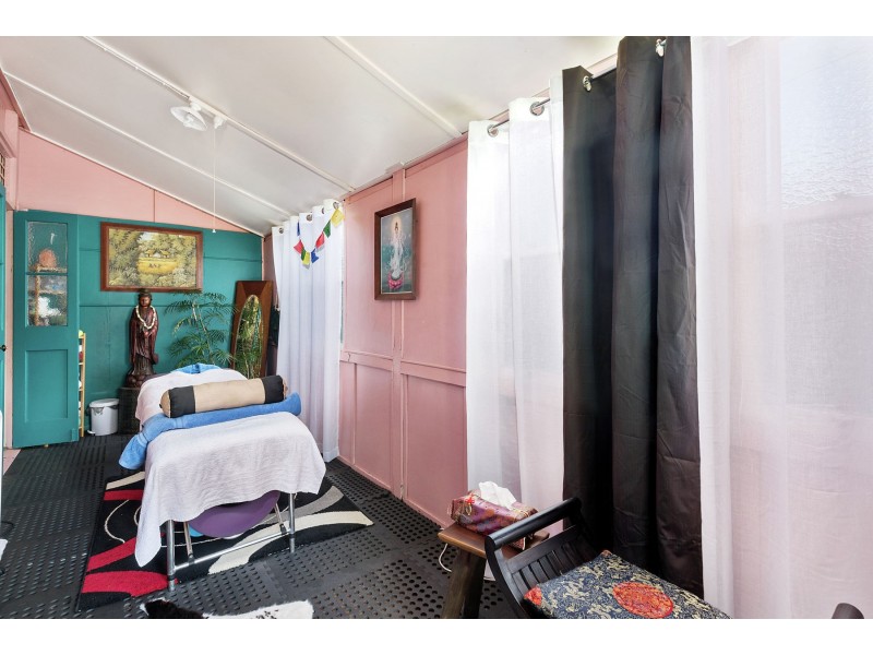 123 Mocatta Street, Goombungee QLD 4354