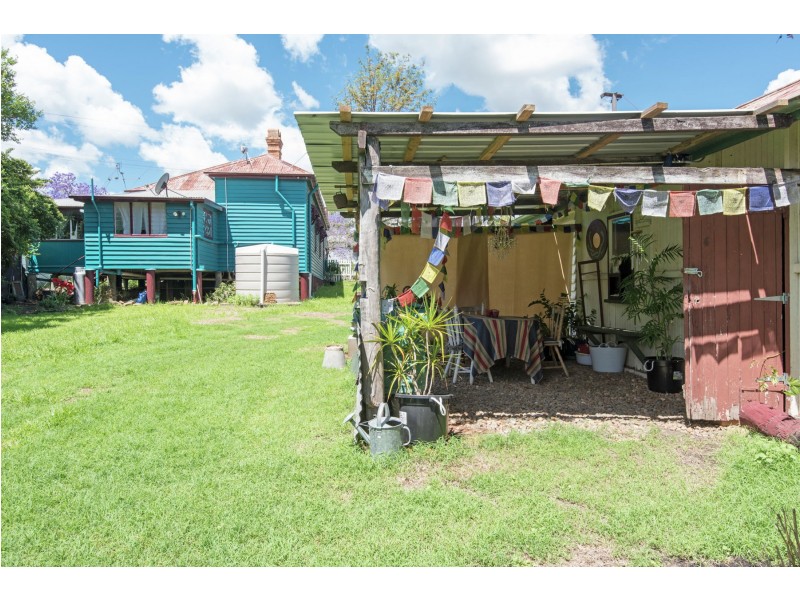 123 Mocatta Street, Goombungee QLD 4354