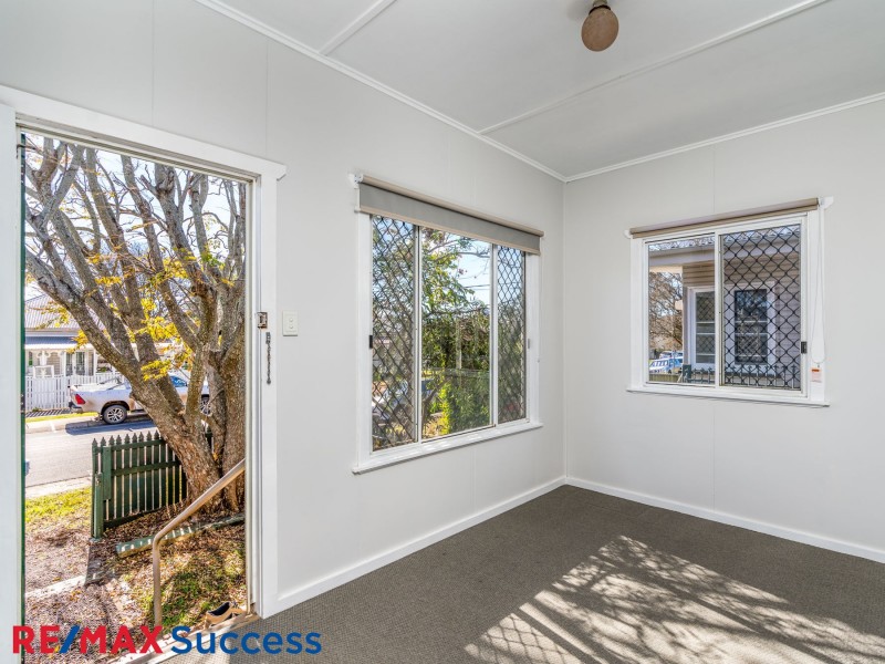 8 Aubigny Street, East Toowoomba QLD 4350