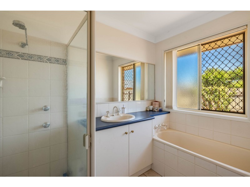 144 Spring Street, Middle Ridge QLD 4350