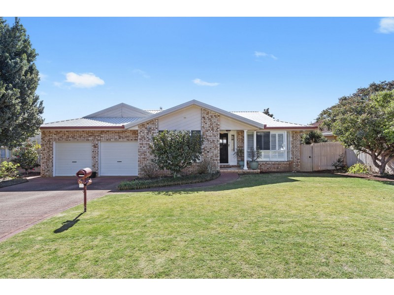 13 Zinnia Court, Middle Ridge QLD 4350