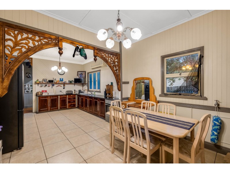 199 West Street, Harristown QLD 4350