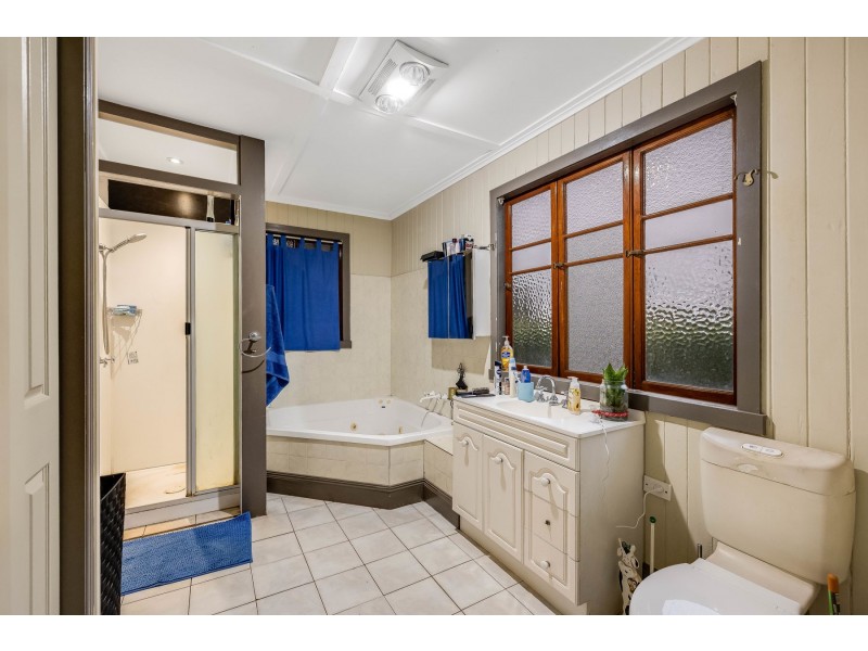 199 West Street, Harristown QLD 4350