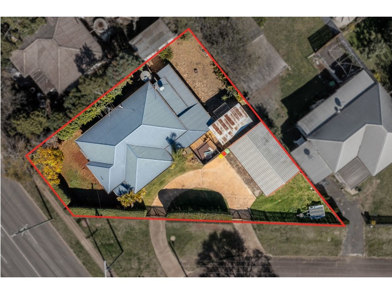 199 West Street, Harristown QLD 4350