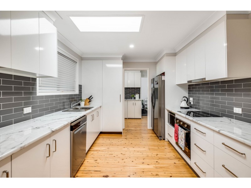 11 Naranga Street, Rangeville QLD 4350