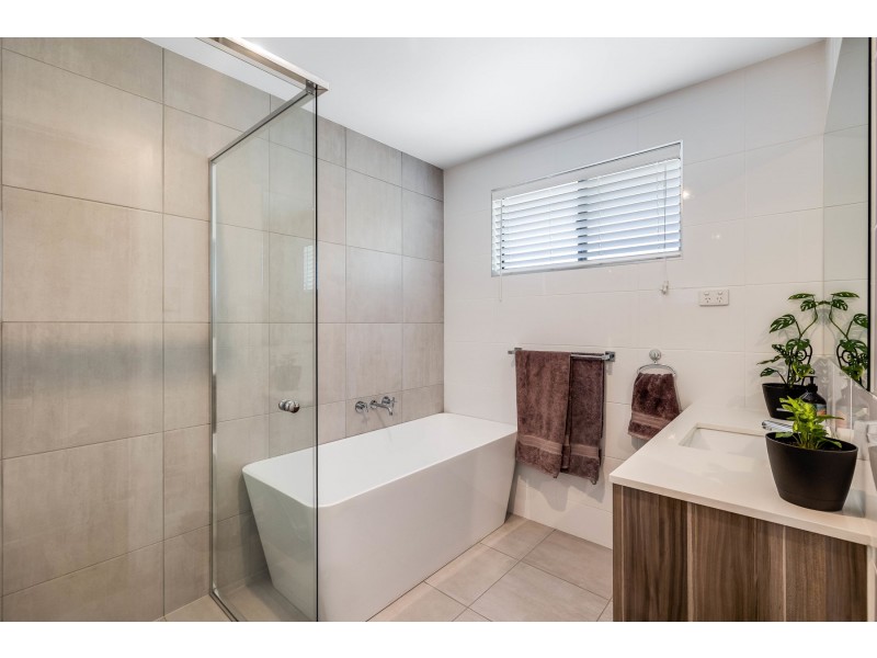 11 Naranga Street, Rangeville QLD 4350