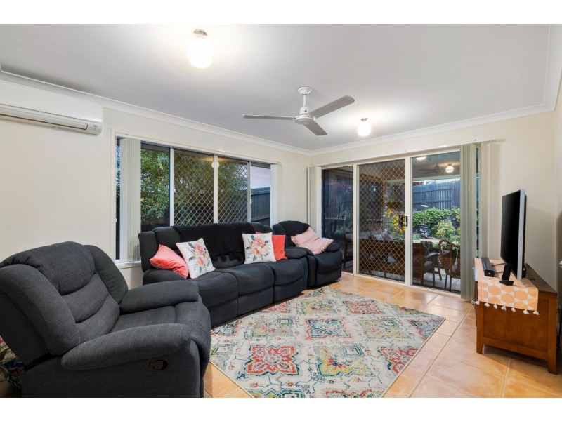 10 Diamantina Drive, Glenvale QLD 4350