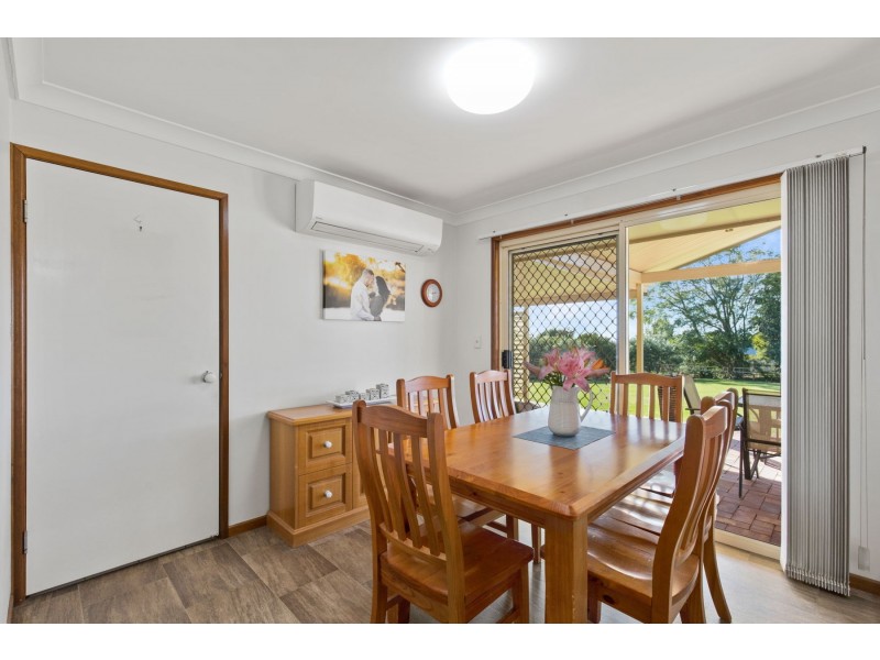 2 Selkirk Court, Highfields QLD 4352