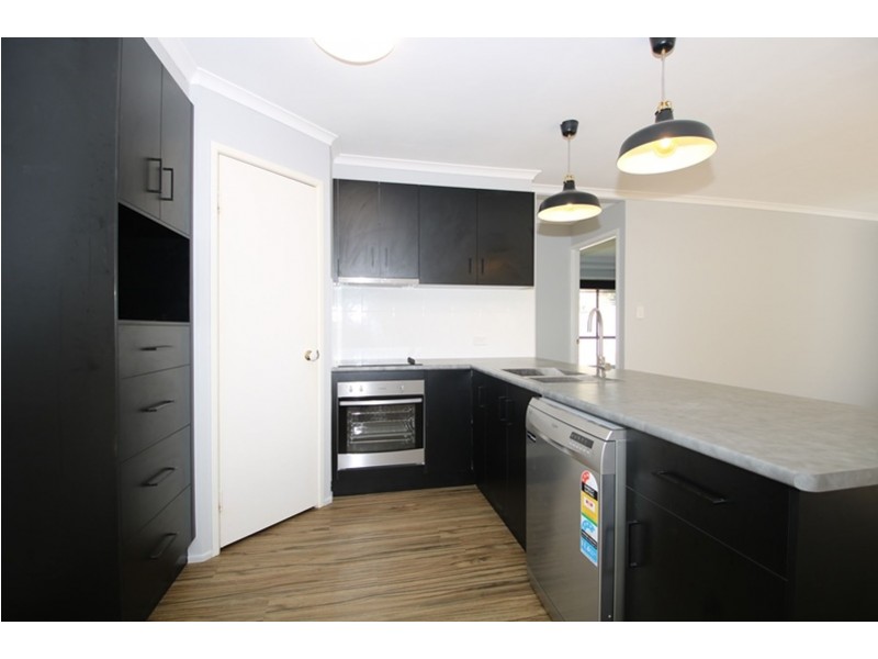 4 Robindale Drive, Darling Heights QLD 4350