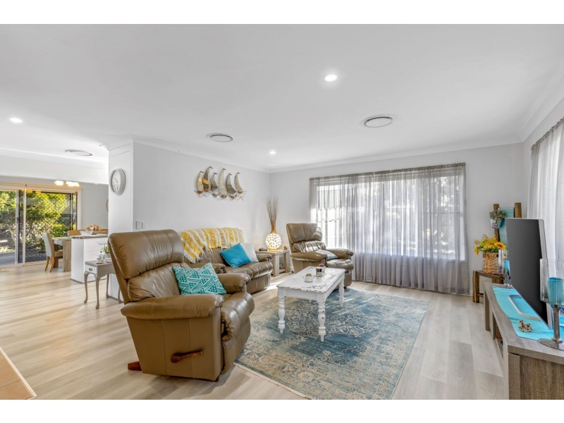 5 Daher St, Goombungee QLD 4354