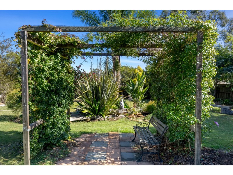 5 Daher St, Goombungee QLD 4354