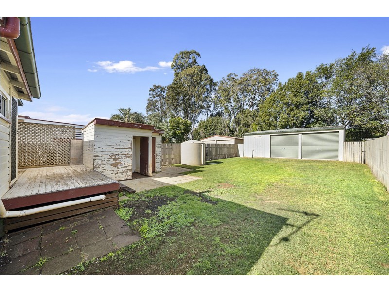 16 Weetwood Street, Newtown QLD 4350