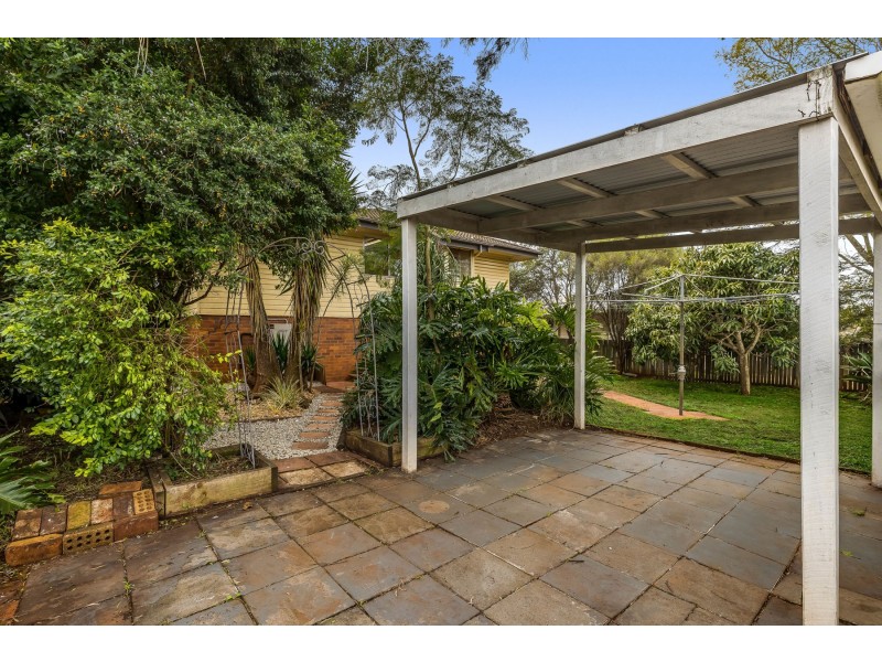 6 Dignan Street, Harristown QLD 4350