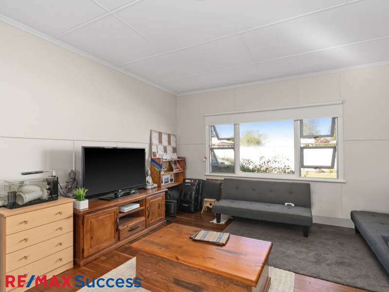 49 Wallace Street, Newtown QLD 4350