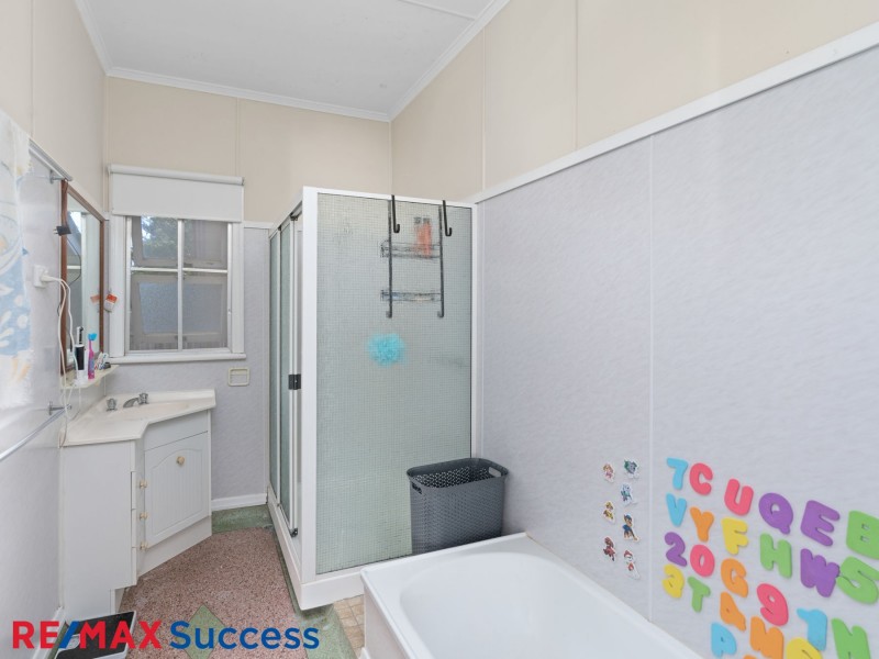 49 Wallace Street, Newtown QLD 4350