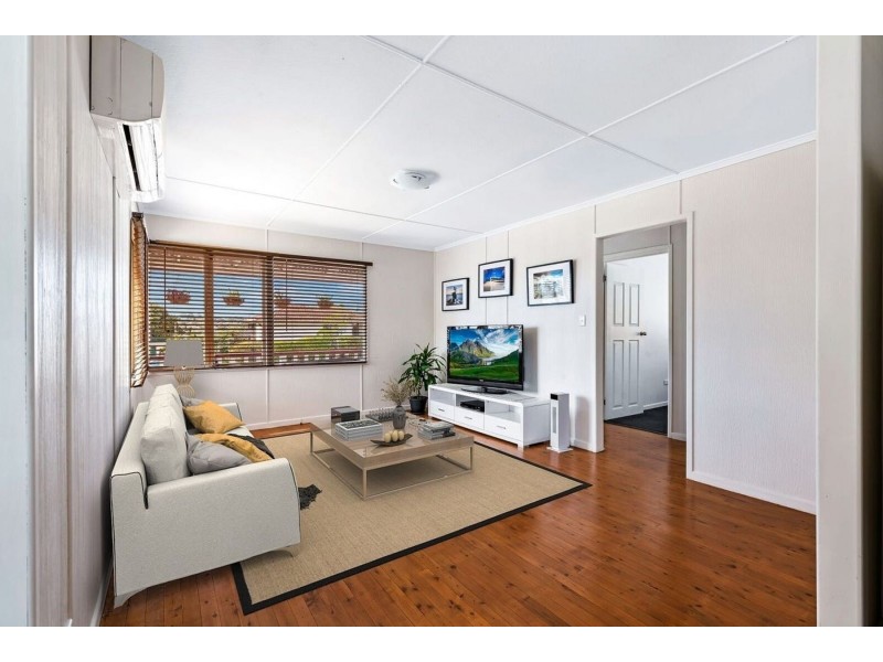 39 Catto Street, Centenary Heights QLD 4350