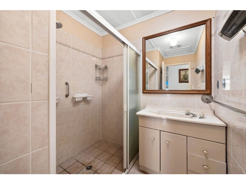 39 Catto Street, Centenary Heights QLD 4350