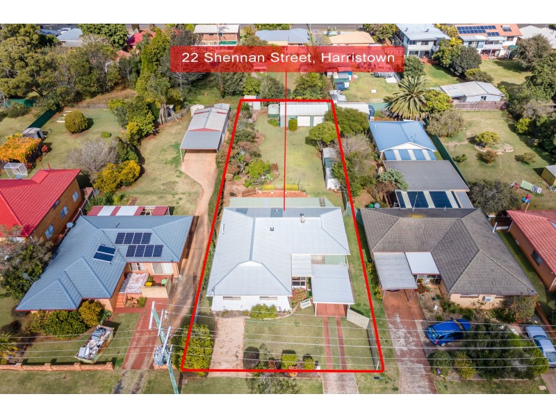22 Shennan Street, Harristown QLD 4350