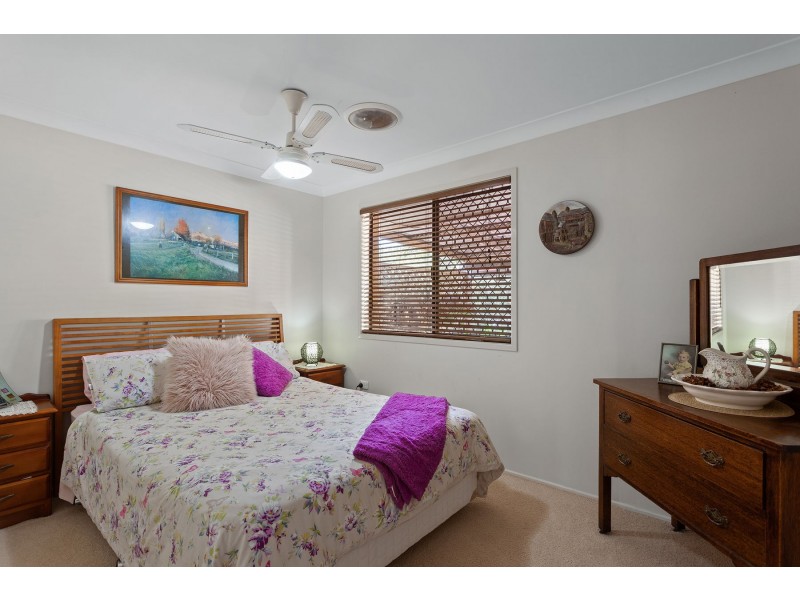 22 Shennan Street, Harristown QLD 4350