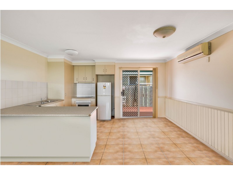 2/10 Roberts Street, South Toowoomba QLD 4350