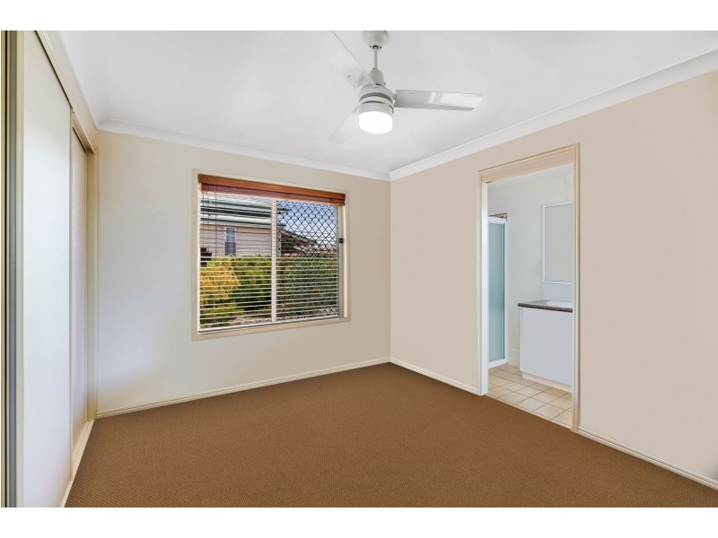 2/10 Roberts Street, South Toowoomba QLD 4350