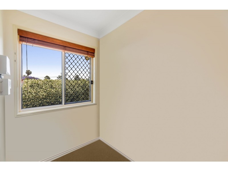 2/10 Roberts Street, South Toowoomba QLD 4350