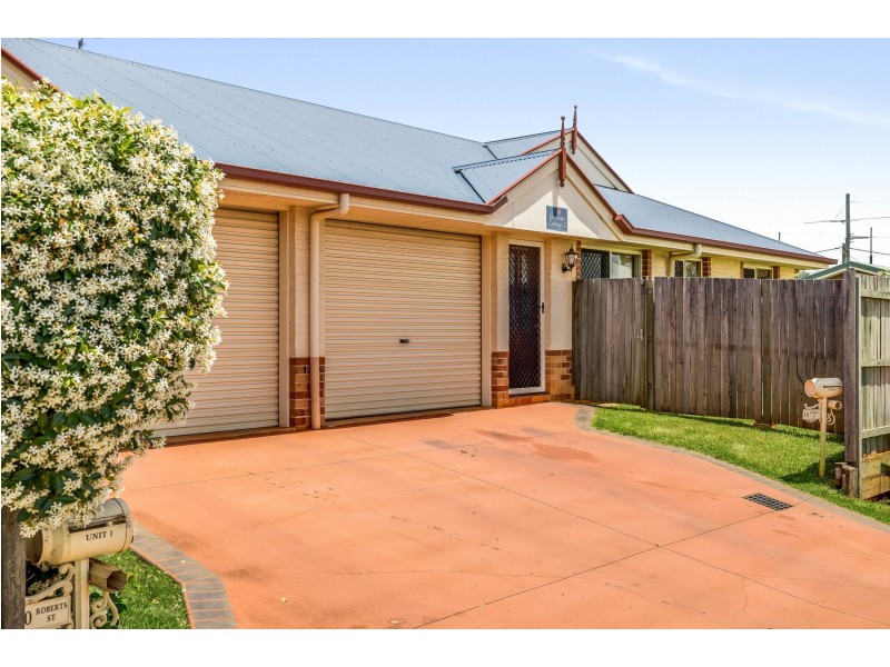 2/10 Roberts Street, South Toowoomba QLD 4350