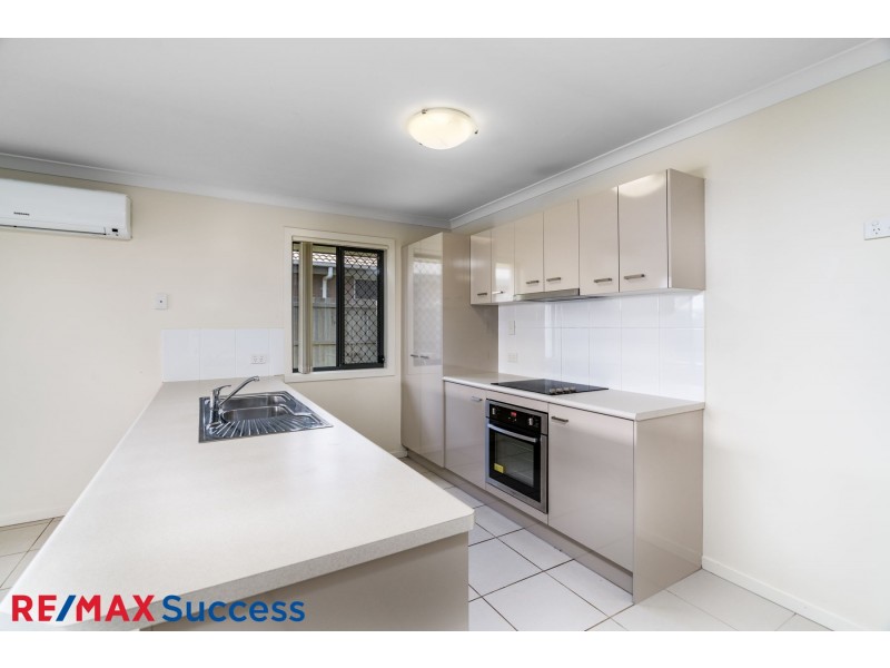 11 Abbey Street, Cranley QLD 4350
