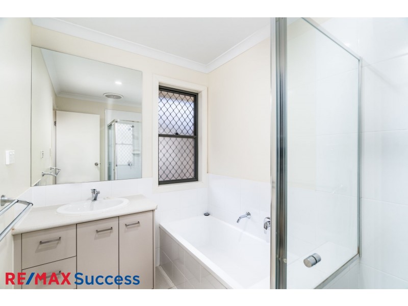 11 Abbey Street, Cranley QLD 4350