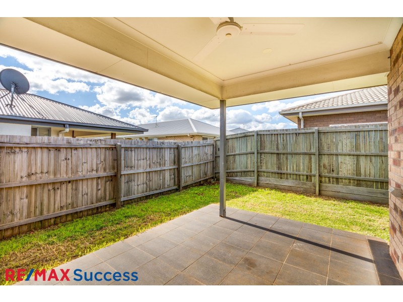 11 Abbey Street, Cranley QLD 4350
