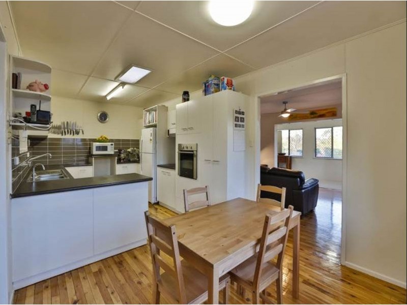 263 Mackenzie Street, Centenary Heights QLD 4350