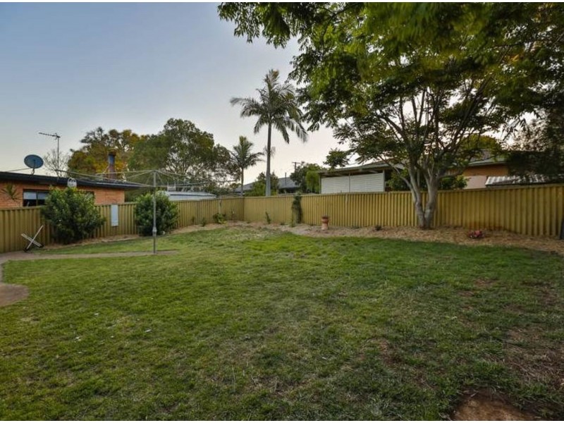 263 Mackenzie Street, Centenary Heights QLD 4350
