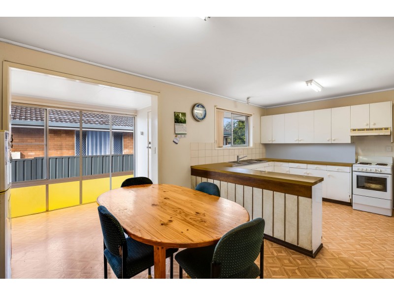 20 Wessex Street, Harristown QLD 4350