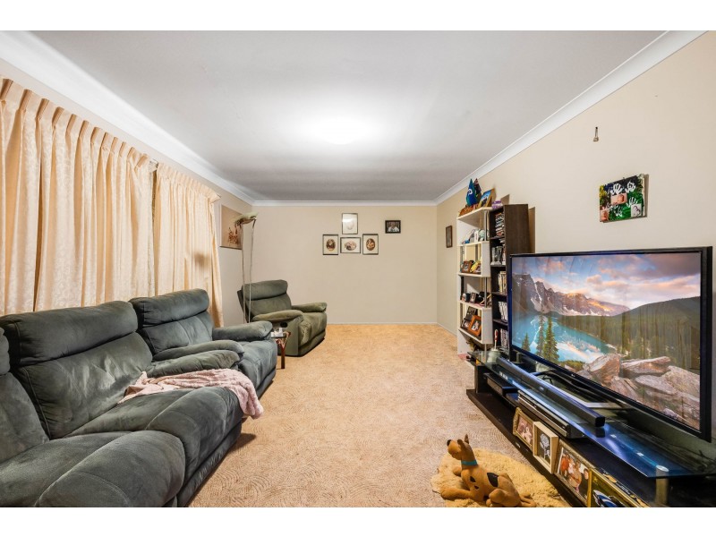 20 Wessex Street, Harristown QLD 4350