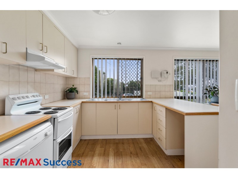 1/14 Ruth Street, Centenary Heights QLD 4350