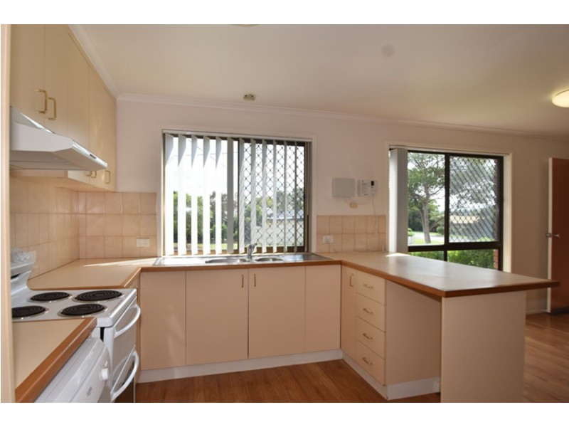1/14 Ruth Street, Centenary Heights QLD 4350