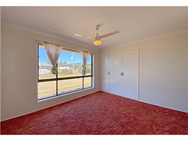 12 Thomas Street, Cambooya QLD 4358