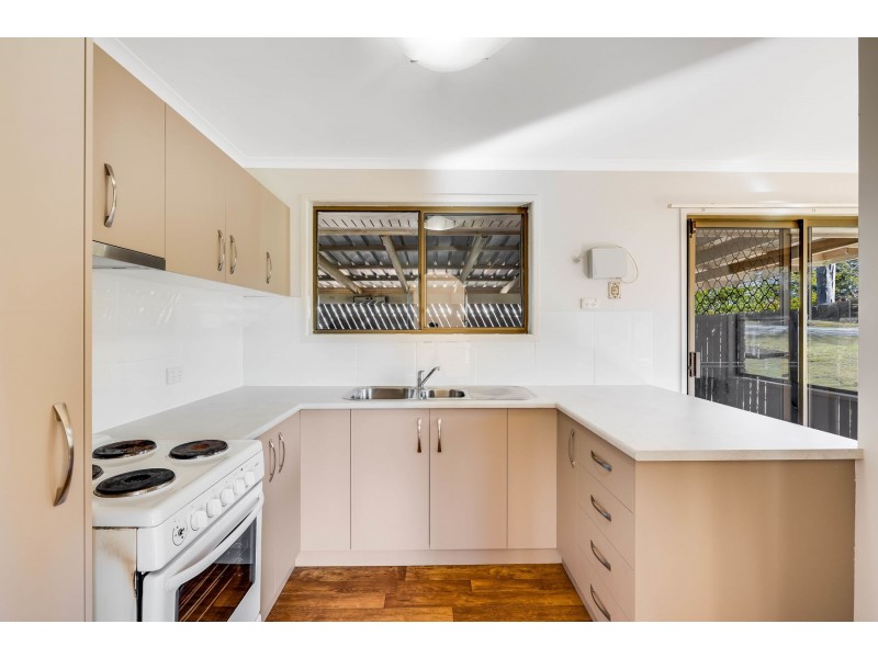 16 Magnolia Street, Centenary Heights QLD 4350