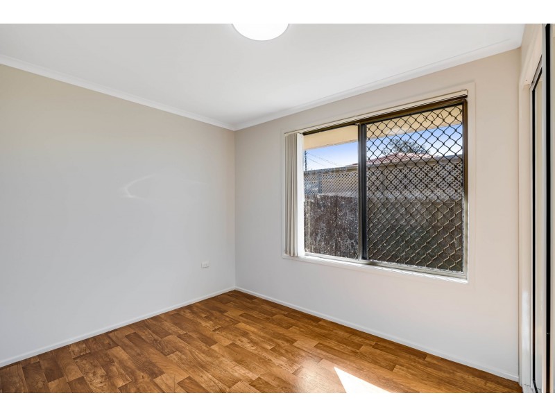 16 Magnolia Street, Centenary Heights QLD 4350