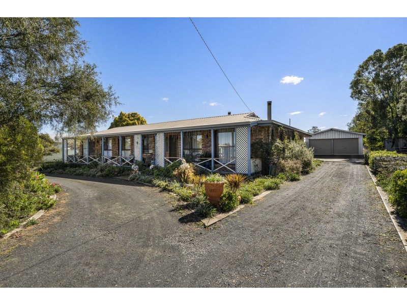 9 Kann Street, Goombungee QLD 4354