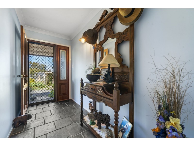 9 Kann Street, Goombungee QLD 4354