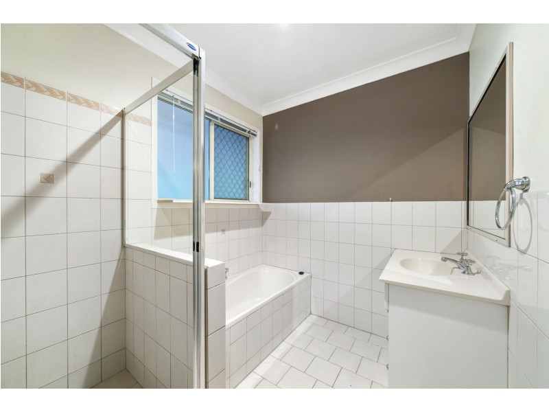 181 Baker Street, Darling Heights QLD 4350