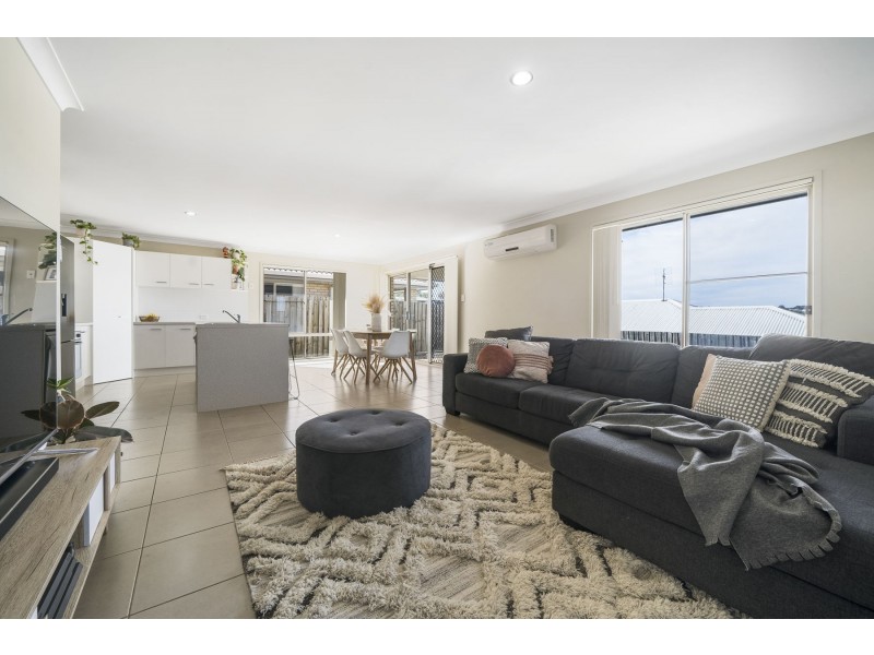 2/750 Boundary Street, Glenvale QLD 4350