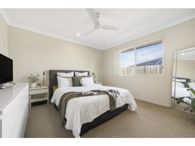 2/750 Boundary Street, Glenvale QLD 4350