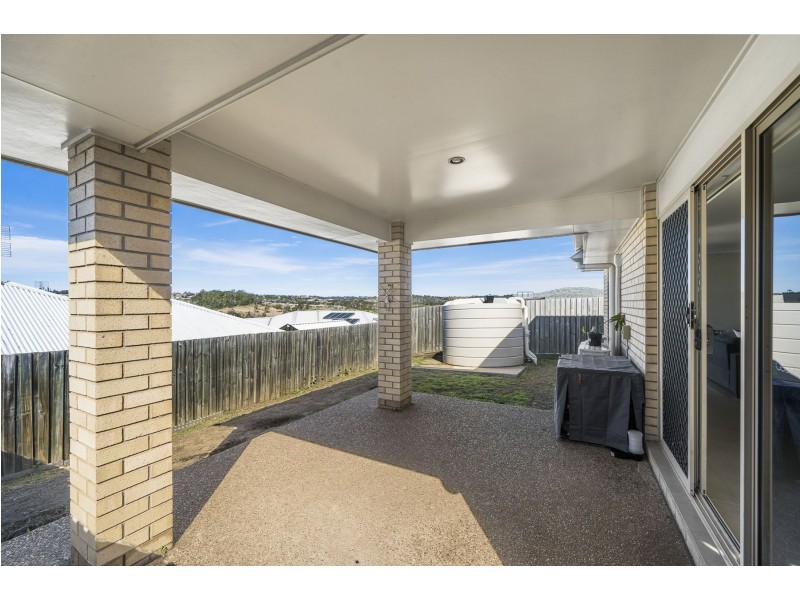 2/750 Boundary Street, Glenvale QLD 4350